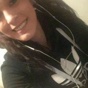 Meet your Posher, Whitney